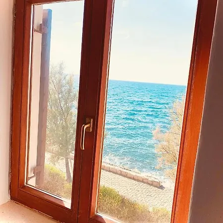 First Row By The Sea Apartament Bibinje