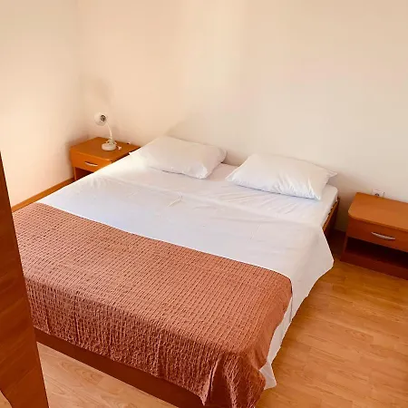 Apartament First Row By The Sea Bibinje