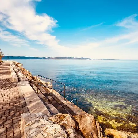 First Row By The Sea * Bibinje