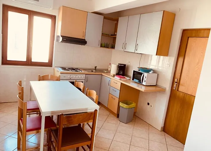 First Row By The Sea 아파트 비빈제