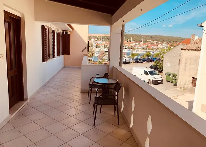 Apartment First Row By The Sea Bibinje