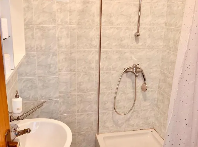 First Row By The Sea * 비빈제